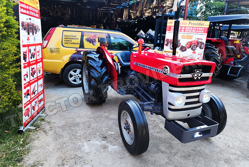 Massey Ferguson / MF-135